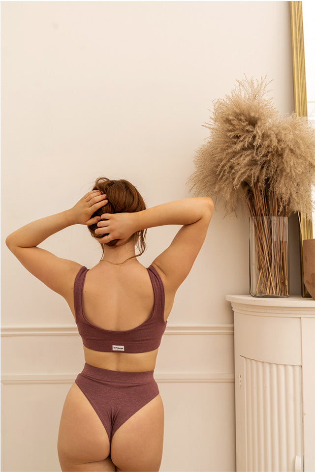 Sporty top